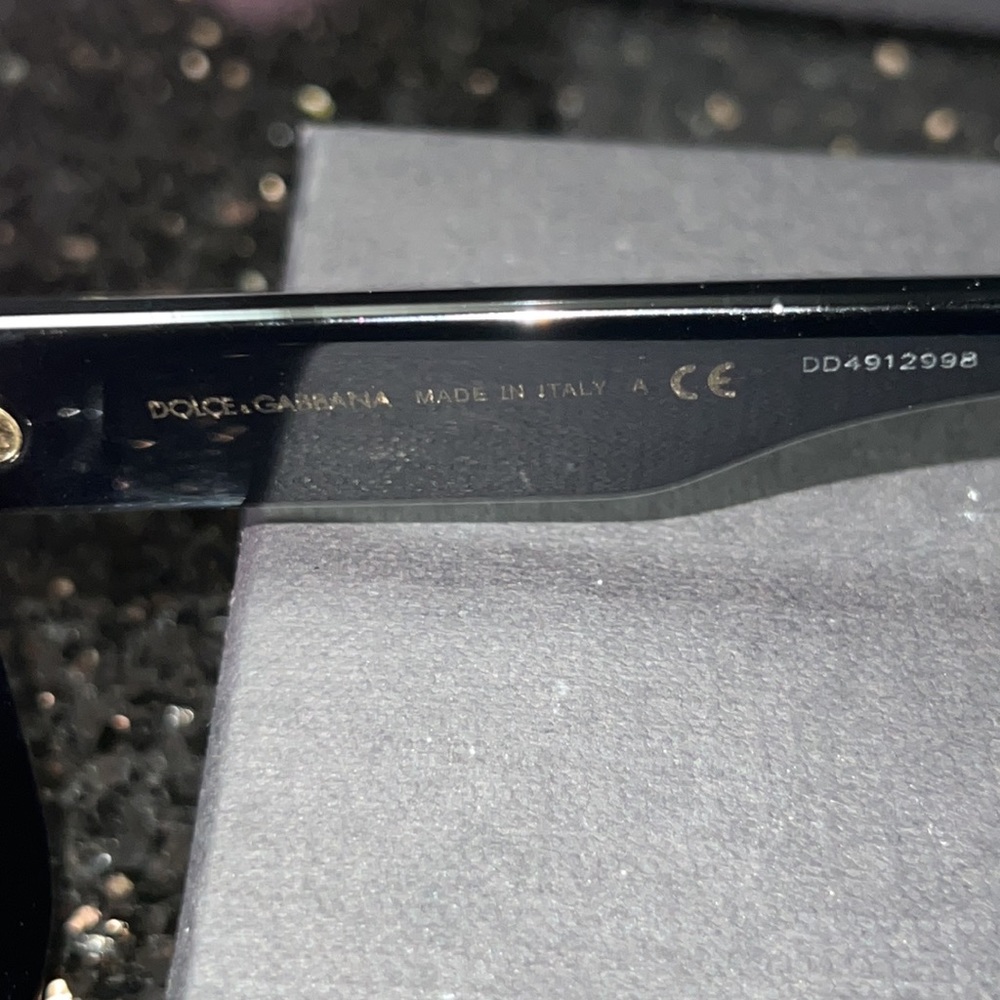 Dolce & Gabbana sunglasses - Picture 16 of 17
